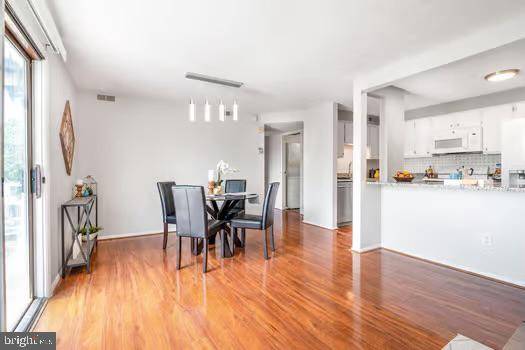 Alexandria, VA 22309,8384-L BROCKHAM DR #8384L