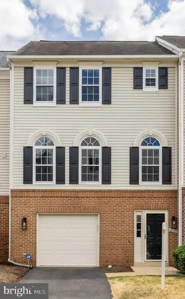 20180 HARDWOOD TER, Ashburn, VA 20147