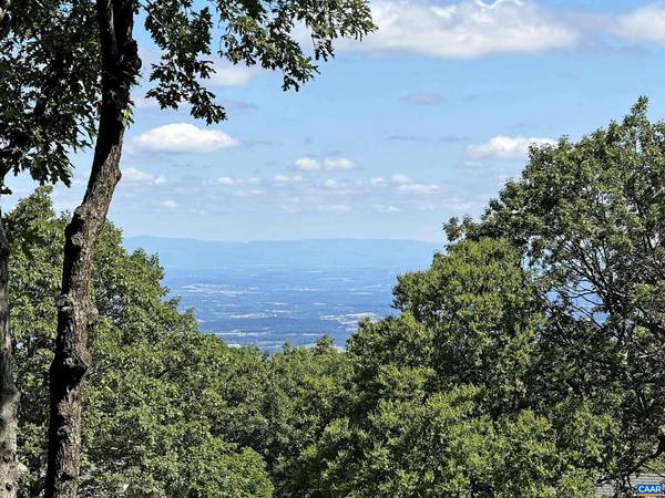 Wintergreen Resort, VA 22967,159 EAST CATOCTIN DR