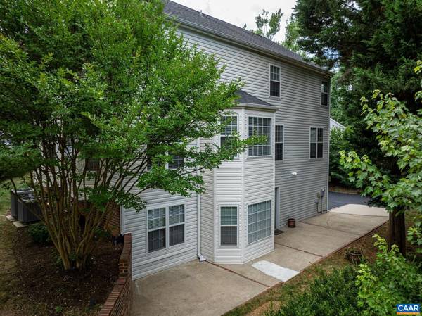 Charlottesville, VA 22911,2046 ACORN HILL CT