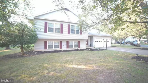 Waldorf, MD 20603,6415 BEAR CT