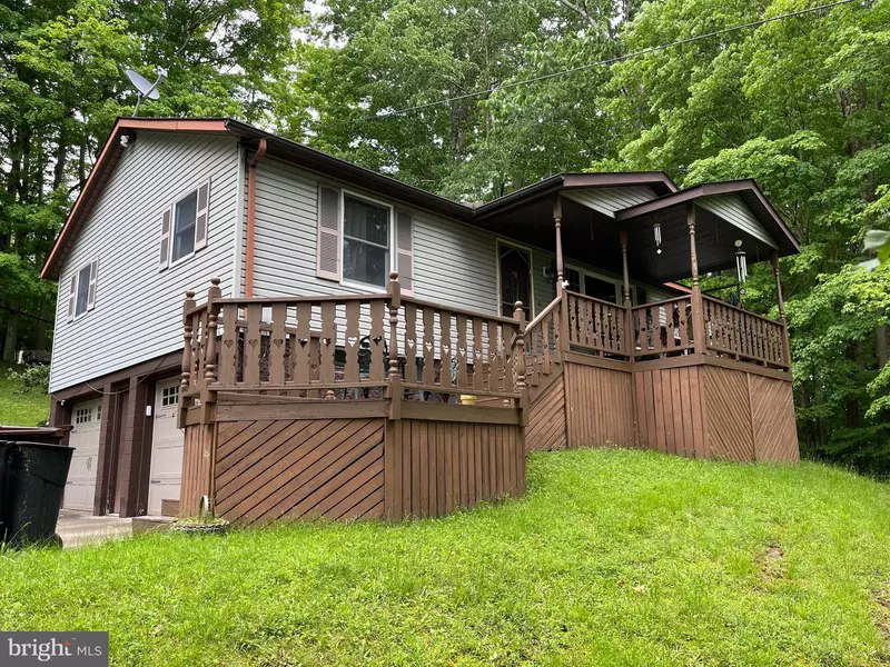 2994 CARRIBEAN RD, Du Bois, PA 15801