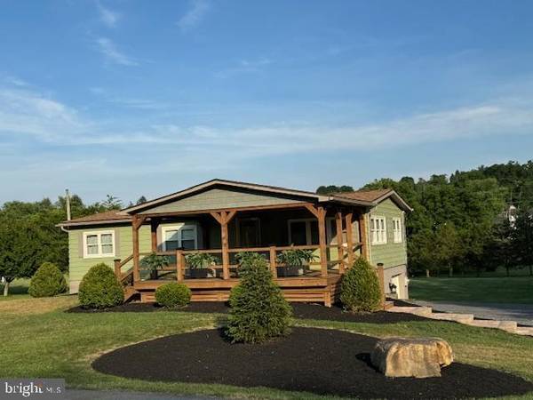 142 BIRCH DR, Lewistown, PA 17044