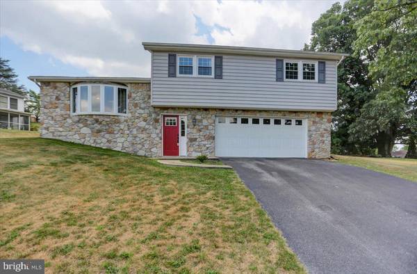 Chambersburg, PA 17201,8 BUCKINGHAM DRIVE