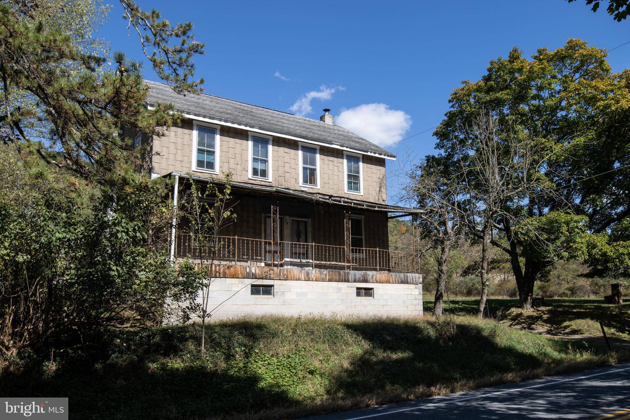 2139 SUMMER VALLEY RD, New Ringgold, PA 17960