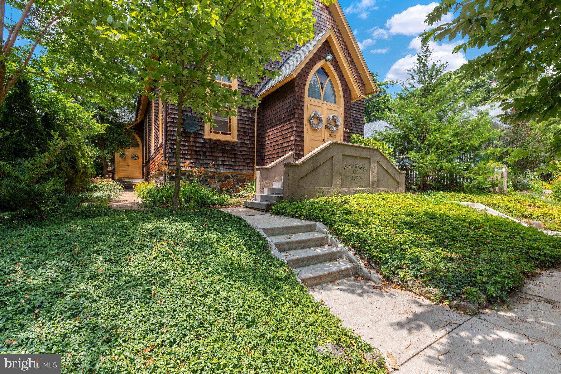 4622 KESWICK RD, Baltimore, MD 21210