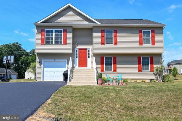 Martinsburg, WV 25404,496 TYLER WAY