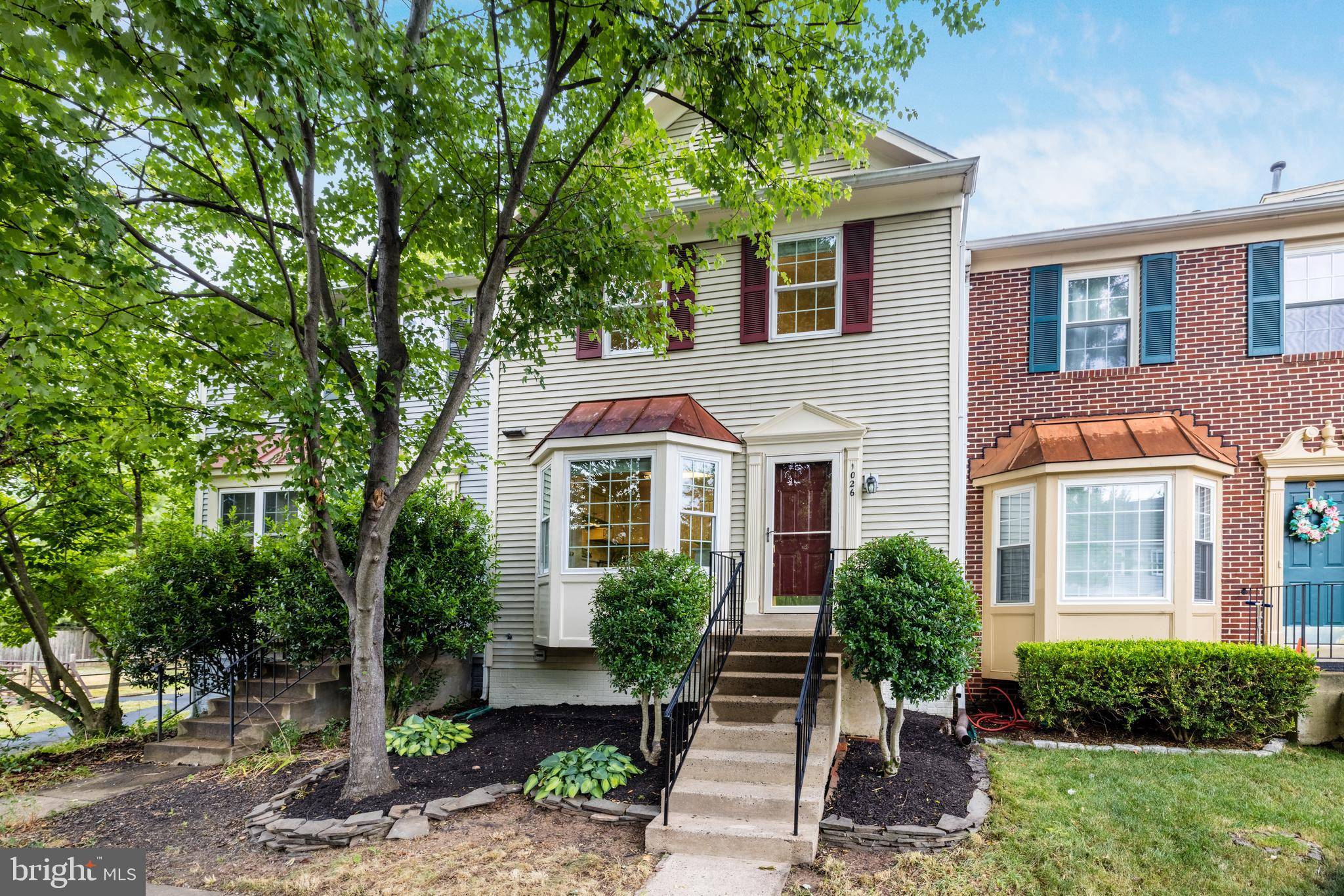 1026 SMARTTS LN NE, Leesburg, VA 20176