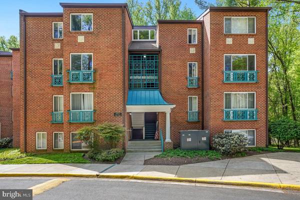 Reston, VA 20191,11837 SHIRE CT #22C