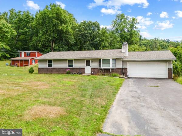 41 POPLAR RD, Boyertown, PA 19512