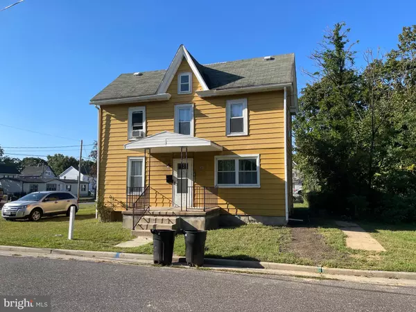 123 W BUCK ST, Paulsboro, NJ 08066