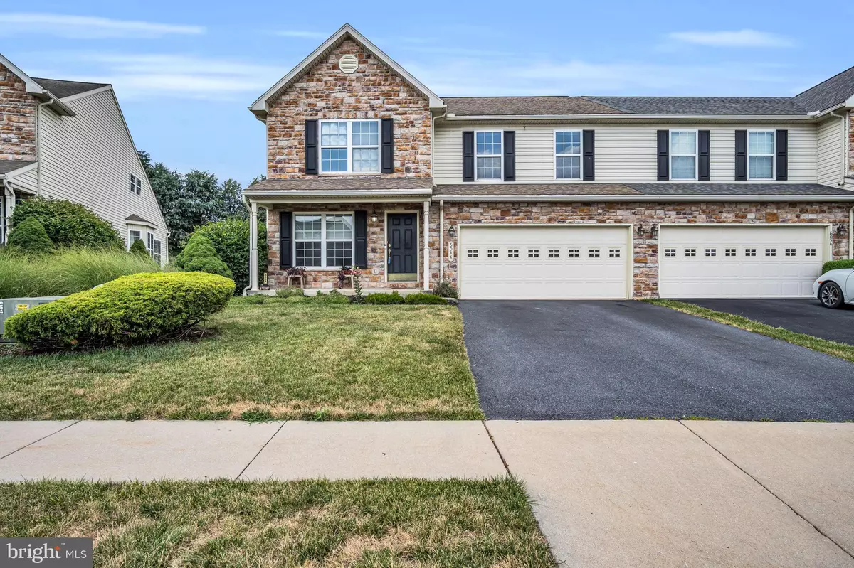 Harrisburg, PA 17111,6044 PINEDALE CT