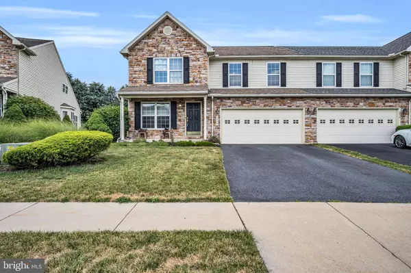 Harrisburg, PA 17111,6044 PINEDALE CT