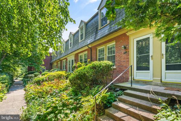 1500 S BARTON ST S #582, Arlington, VA 22204