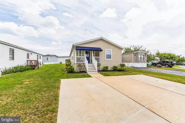 Bear, DE 19701,853 SAMANTHA CIR #305