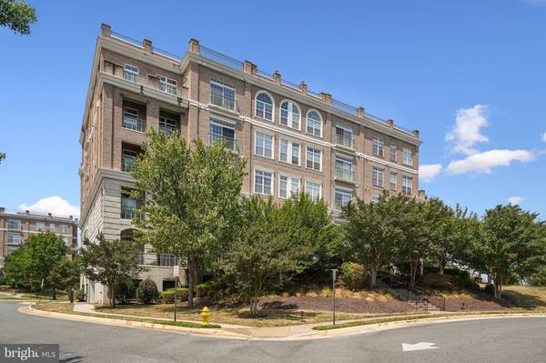 820 BELMONT BAY #206, Woodbridge, VA 22191