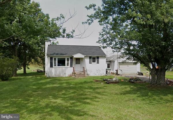 433 SCHOOL HOUSE RD, Sellersville, PA 18960