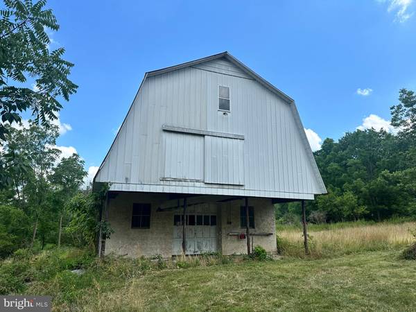 Boyertown, PA 19512,153 RICK RD #BARN