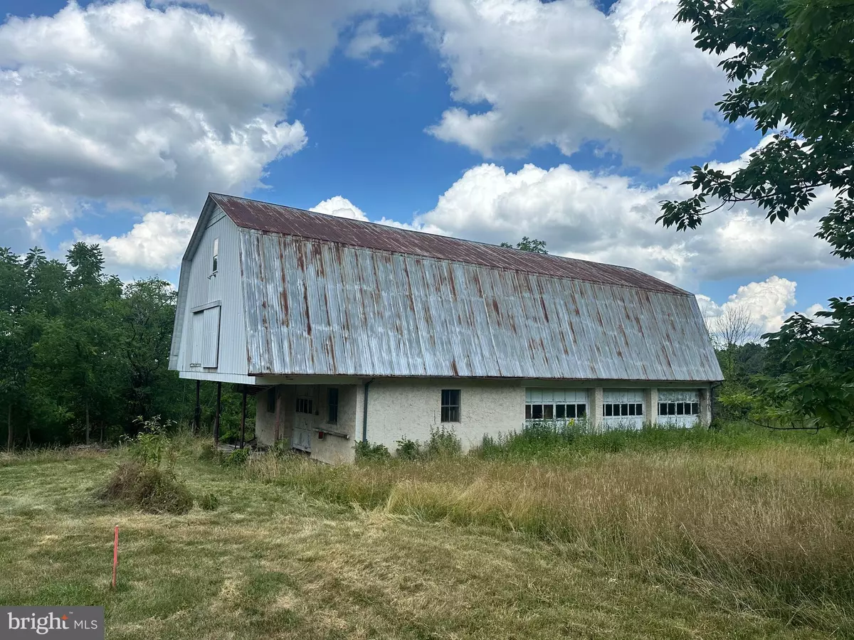 Boyertown, PA 19512,153 RICK RD #BARN