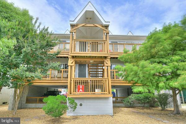 105 DAGSWORTHY AVE #C, Dewey Beach, DE 19971