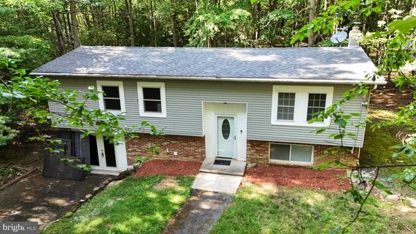 116 SPRING TERRACE, Long Pond, PA 18334