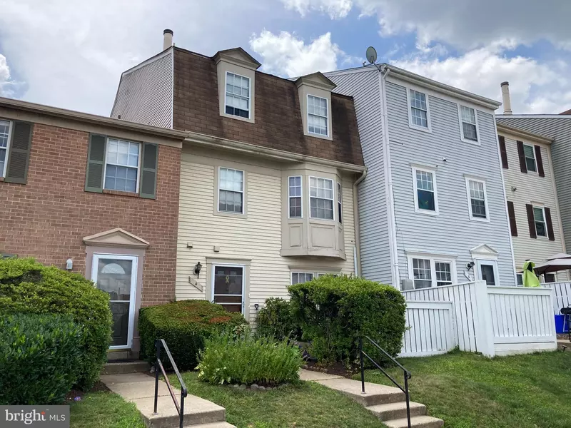 4 APPLEDOWRE CT #66, Germantown, MD 20876