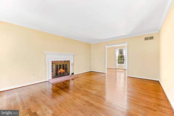 Glen Arm, MD 21057,4119 RAVENHURST CIR