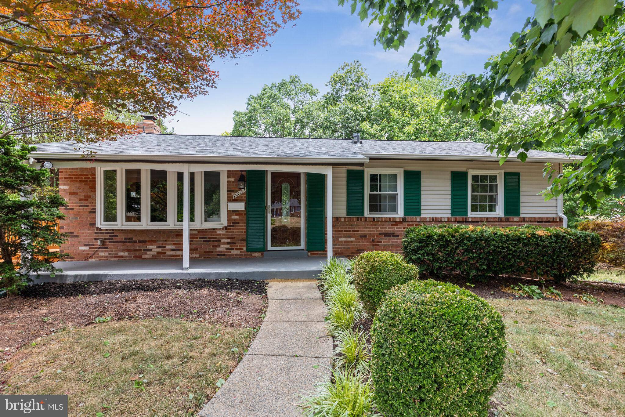 7521 FORRESTER LN, Manassas, VA 20109
