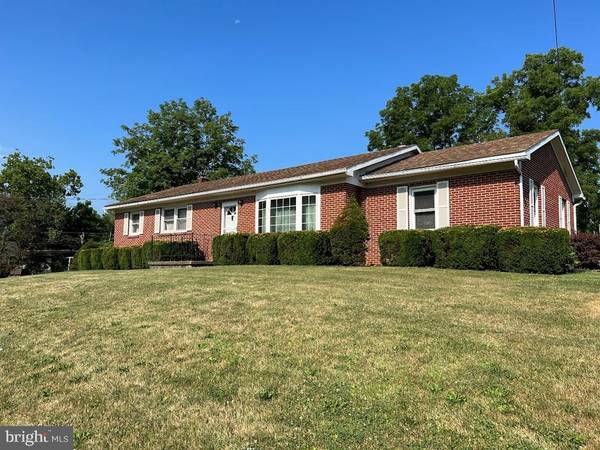 130 MUNICIPAL RD, Mifflintown, PA 17059