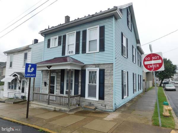 126 N WAYNE ST, Lewistown, PA 17044