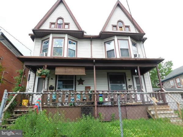 413/415 LOGAN ST, Lewistown, PA 17044