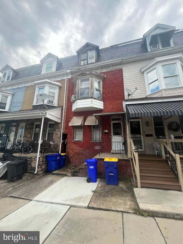 1017 N DUKE ST, York, PA 17404