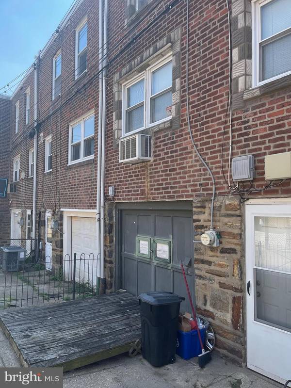 Philadelphia, PA 19136,3527 MERIDIAN ST