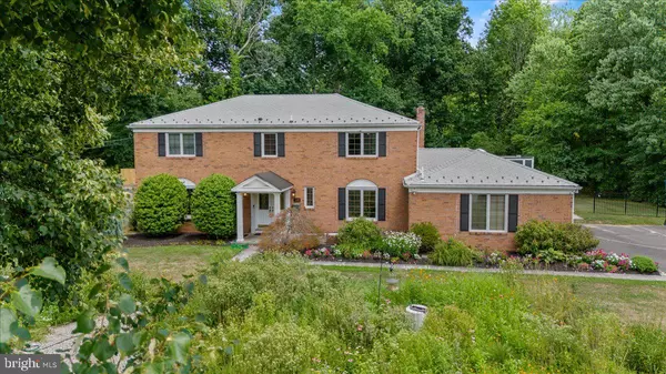 Moorestown, NJ 08057,1405 GEORGIAN DR