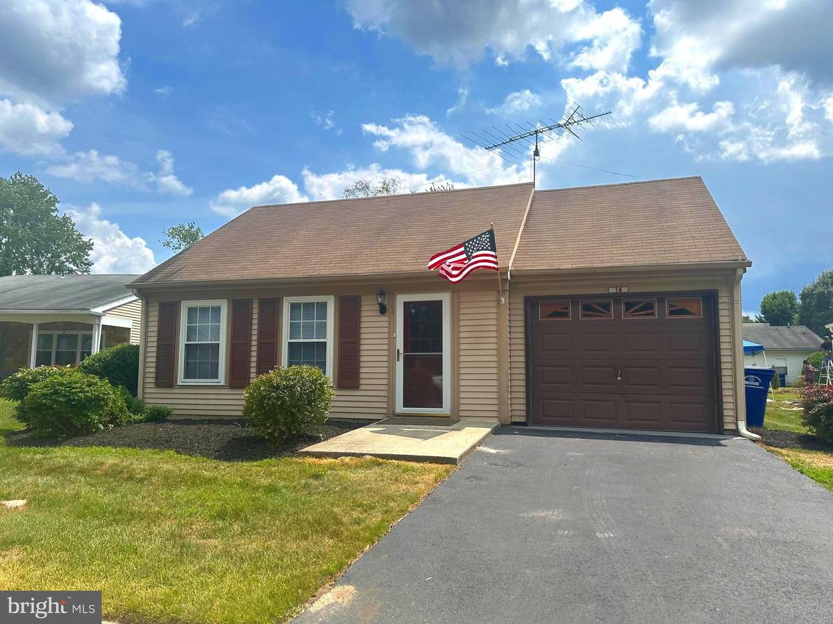 Southampton, NJ 08088,14 NARBERTH PL