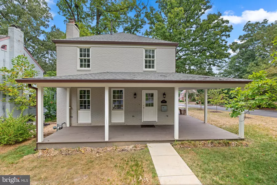 6905 WAKE FOREST DR, College Park, MD 20740