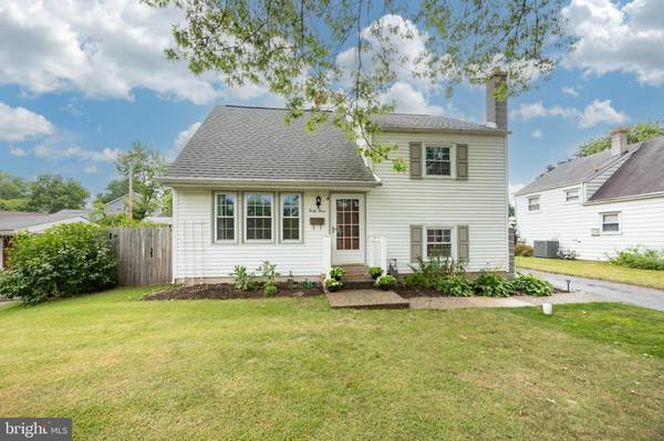 43 ROBARTS DR, Phoenixville, PA 19460