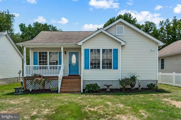 418 LINCOLN AVE, Colonial Beach, VA 22443