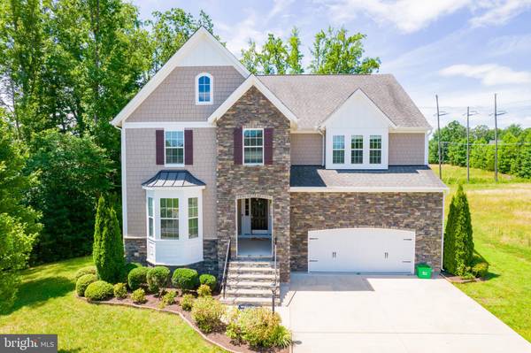 10955 HOLMAN RIDGE RD, Glen Allen, VA 23059