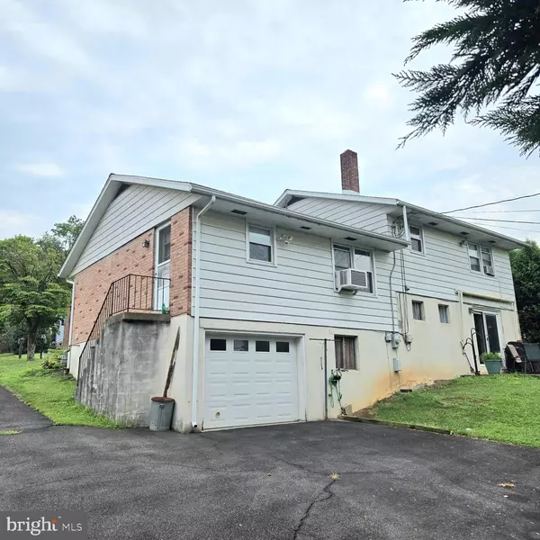 Reading, PA 19606,24 CRAIG DR