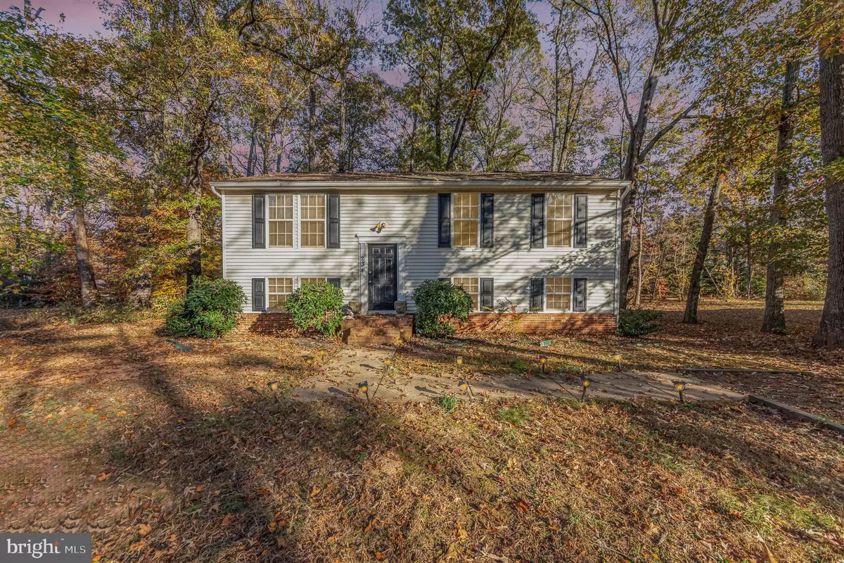 Ruther Glen, VA 22546,234 MARDAY DR