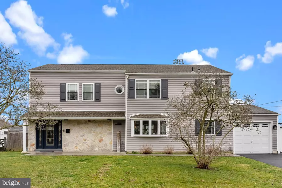 1388 CUSHMORE RD, Southampton, PA 18966