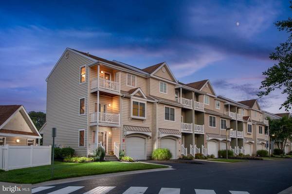 9823 GOLF COURSE RD #16, Ocean City, MD 21842