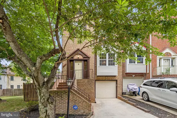 6047 KNIGHTS RIDGE WAY, Alexandria, VA 22310