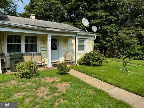 6 ROANOKE CT, Willingboro, NJ 08046