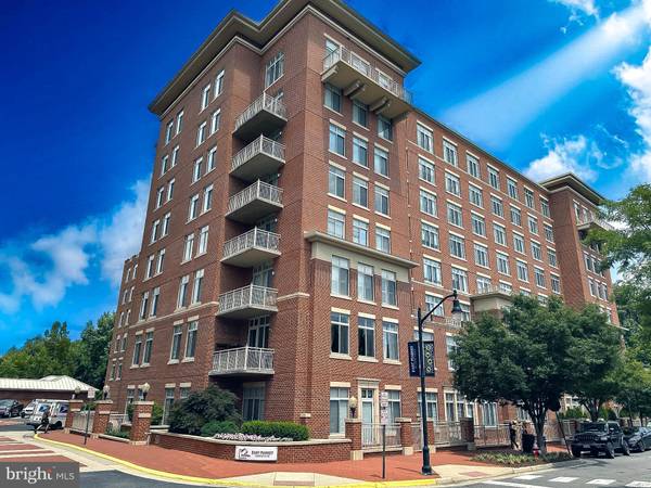 4480 MARKET COMMONS DR #401,  Fairfax,  VA 22033