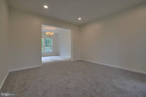 Abingdon, MD 21009,2029 KNOTTY PINE DR