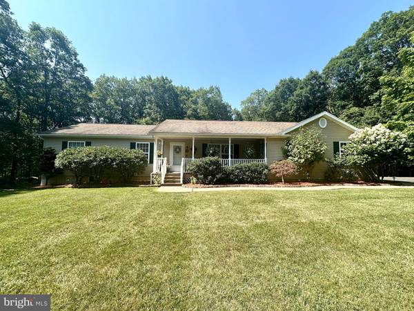 685 LAKE DR, Lehighton, PA 18235