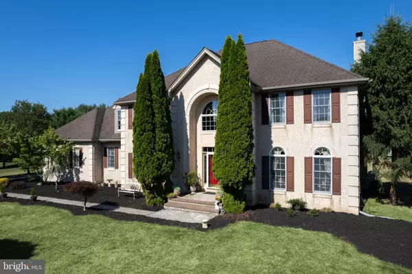 3 HANNAH MOUNT DR, Clarksburg, NJ 08510