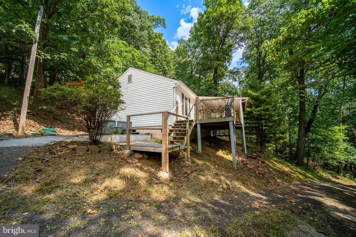 Linden, VA 22642,507 JONATHAN RD